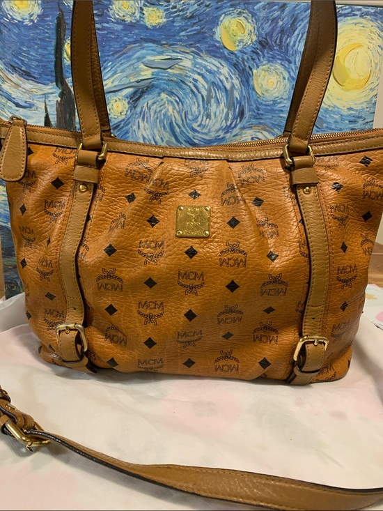 MCM Handbags - MCM Cognac shoulder bag/crossbody